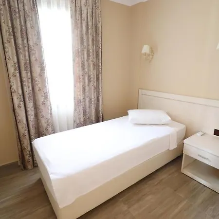 Azka Residence